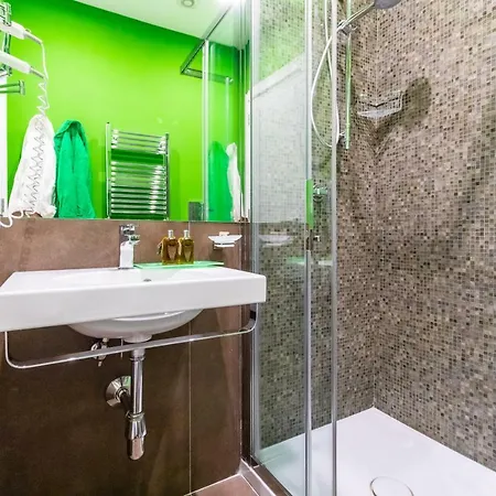 N'apartment Апартаменты *